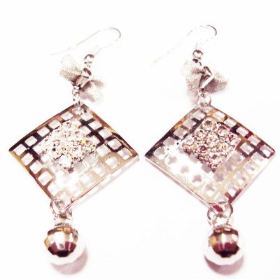 https://magasin-grossiste.com/2059-thickbox/boucles-d-oreilles-pendants-cristal-losange.jpg